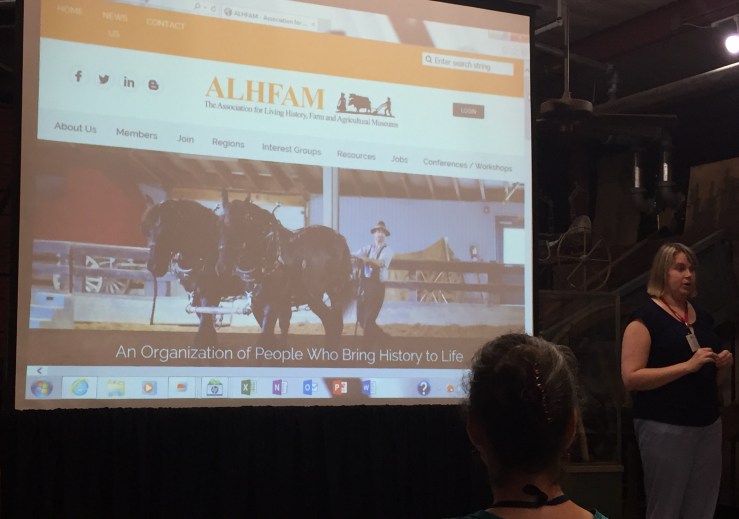 Heidi Glatfelter Schlag tells a group about the great features of our new website